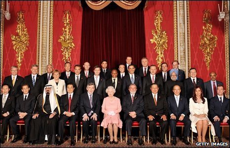 World leaders with the Queen at Buckingham Palace